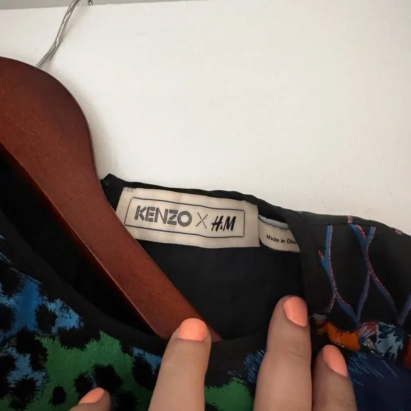 Colorful Patterned Top - Picture 3 of 5